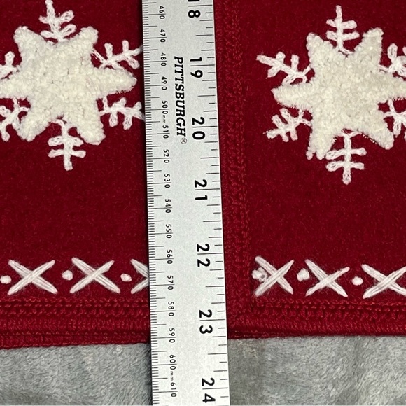 Lisa International Boiled Wool Red Vest Large Polar Bear Snowflake Embellished - Picture 9 of 16